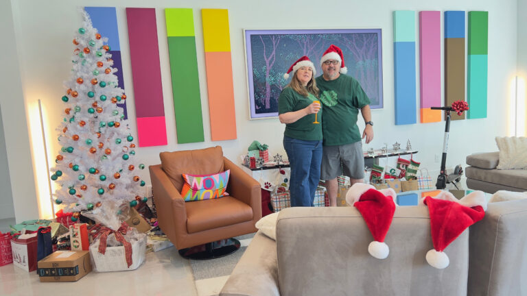 Alisha and I love Christmas at Ellen's.
